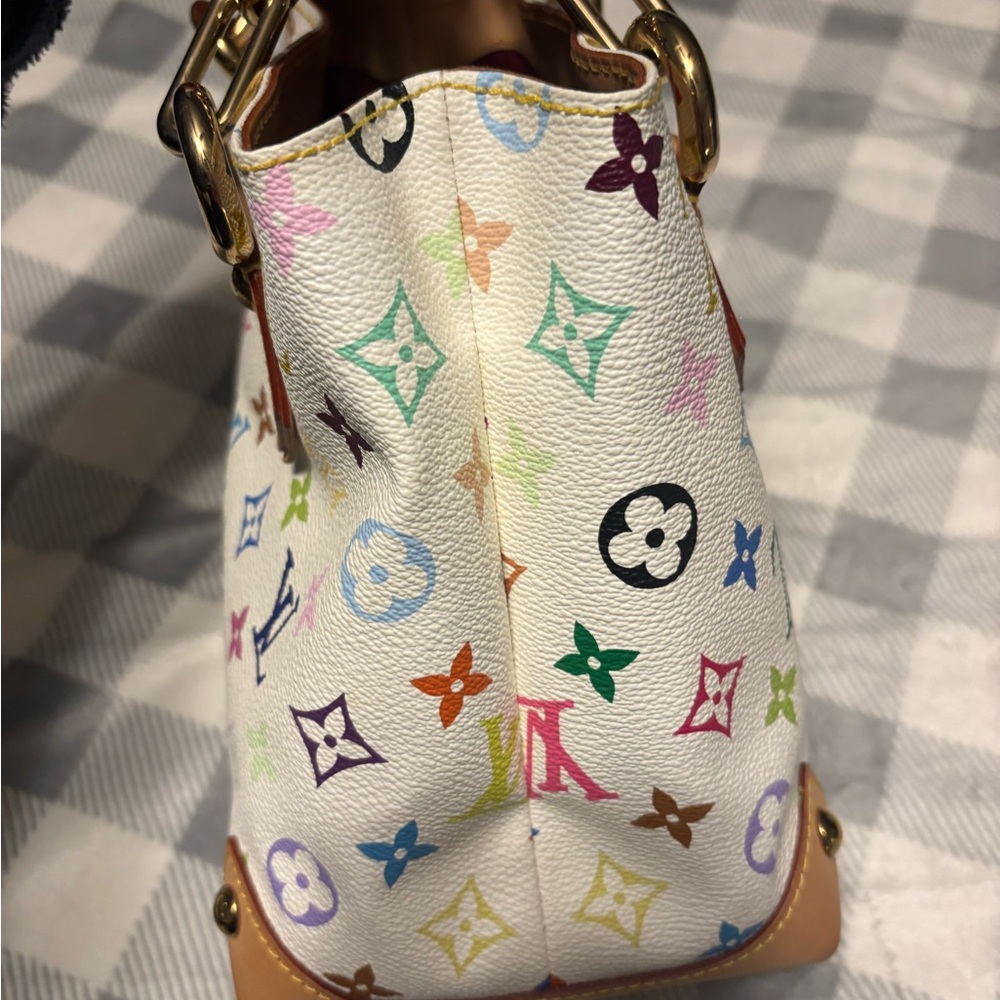 Louis Vuitton Audra bag - Picture 5 of 16